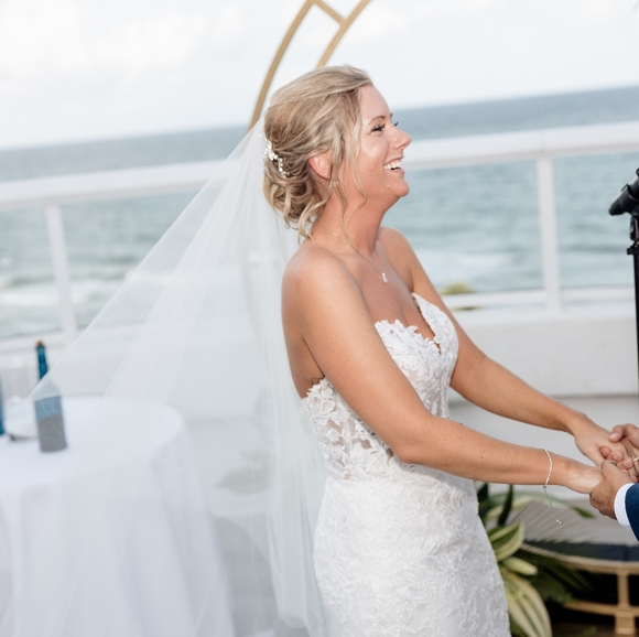 Meet your Posher, Kilie - Picture 1 of 1